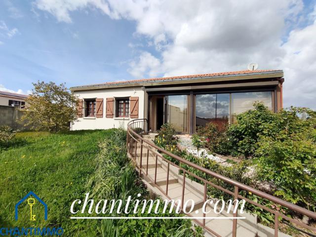 Pavillon sur sous sol avec jardin