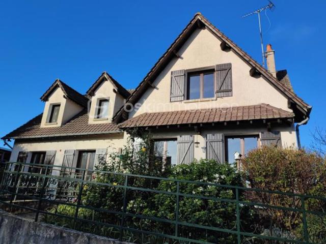 Pavillon sur sous sol de 184 m² avec jardin et dépendance
