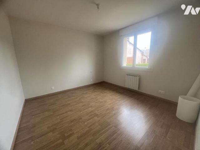 Pavillon sur sous sol LIBRE 720€/mois