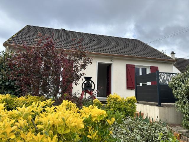 Pavillon sur sous sol semi enterré 88m² Saint Amand Montrond