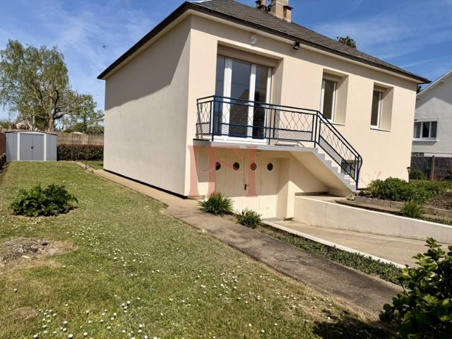 PAVILLON SUR S/SOL 12 MIN A PIED DU CENTRE VILLE DE CLOYES