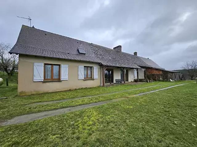 Payzac 24270 Achat / Vente maison 8 pièces t8 terrasse cave