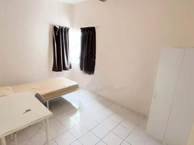 Pay “Single Room” Price, but Get a Middle Room | Metroview