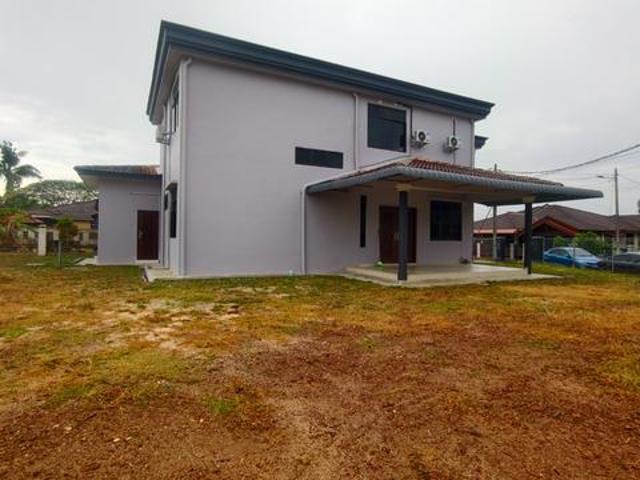 Paya Rumput Double Storey Bungalow Corner Lot For Rent