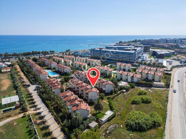 Payallarda Site İçinde Satılık 4+1 Eşyalı Tripleks Villa