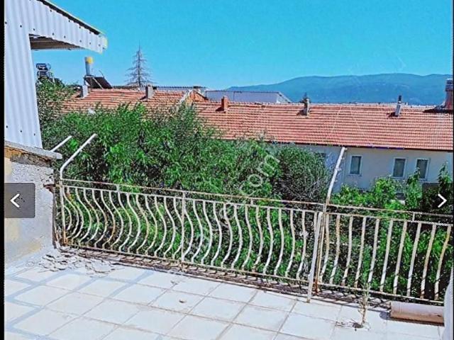 PAY'DAN KÜTAHYA YONCALIDA SATILIK TRİPLEKS EV