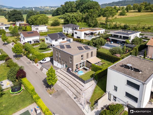 Payerne, zu verkaufen, 4,5 Zimmer Doppelhaushälfte von 140 m2 mit Garten