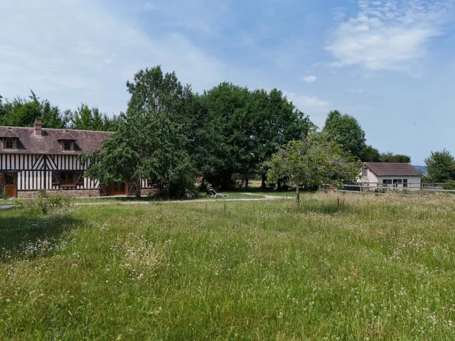 PAYS D’AUGE – CALVADOS – LIVAROT PAYS D’AUGE – PROPRIÉTÉ NORMAND