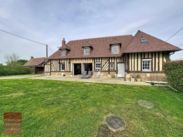 PAYS D’AUGE – CALVADOS – SAINT PIERRE EN AUGE – ANCIEN PRESSOIR