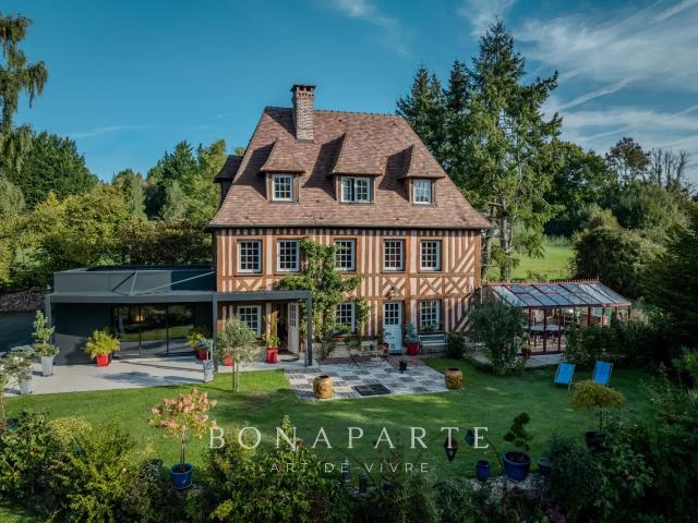 Pays D'auge Manoir Avec Dependance 250m² Coquainvilliers