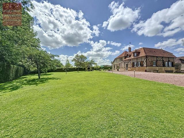 Pays D'auge Calvados Maison Normande en colombage avec v. 150m² Saint Martin de Fresnay
