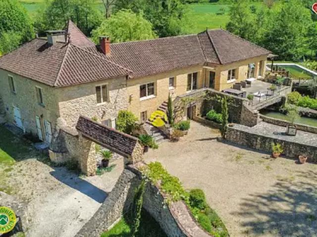 Pays de Belvès 24170 Achat / Vente maison 8 pièces t8 terrasse