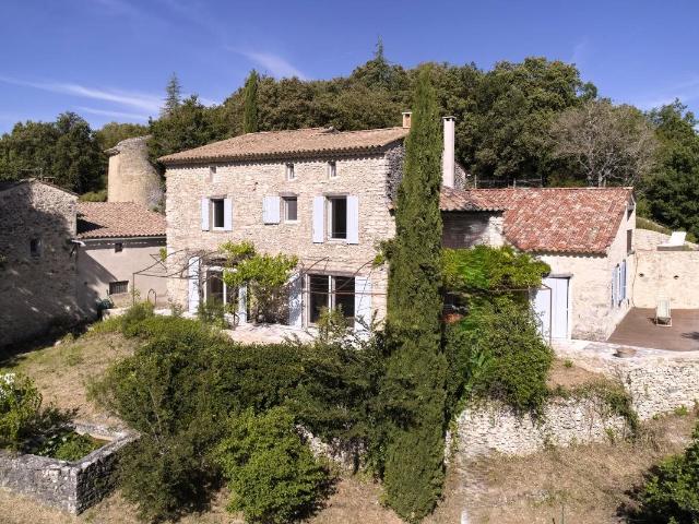 Pays de Forcalquier, un nid d'aigle sur 5 hectares 284m² Reillanne