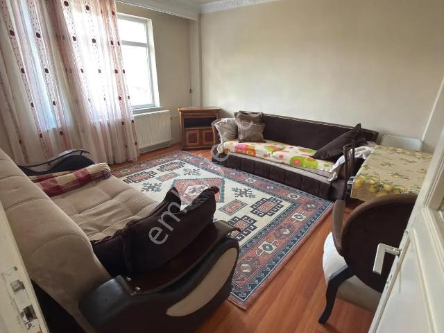 ꧁ Pazarcık Mah'de ╣ 2+1 Eşyalı ╠ Ara Kat Kiralık Daire ꧂