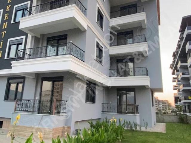 Pazarcı Mahallesinde Sıfır Eşyalı Full Eksiksiz Kiralık 1+1