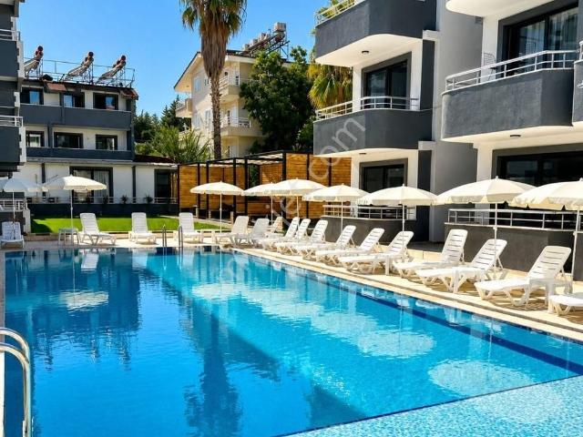 Pazarlıksız Son Fiyat Alman Kiracılı Havuzlu 1+0 Stüdyo Daire