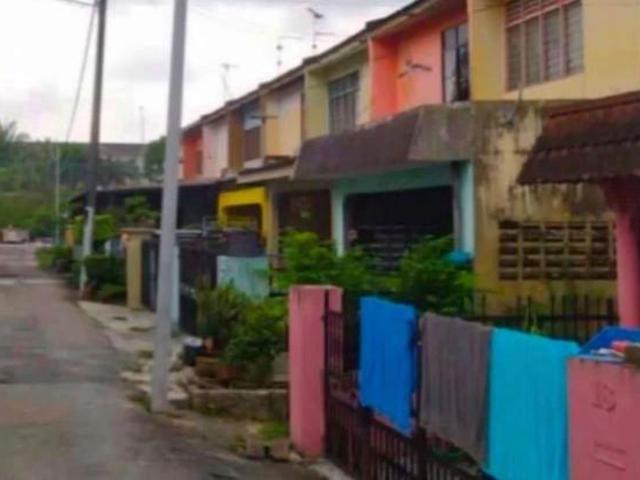 PGudang Tmn Air Biru Jln Perjiranan ELot LCost Double Storey House
