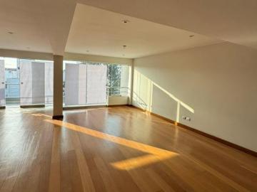 Pent House de 282 m² Totalmente Impecable en con Vista a La Calle en San Borja