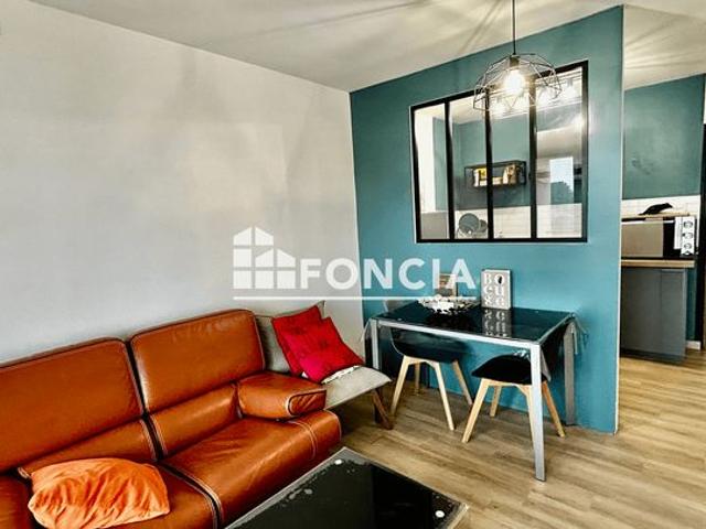 Pentagone t3 avec balcon
