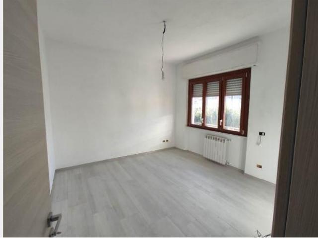 Pentalocale in vendita a Arcola