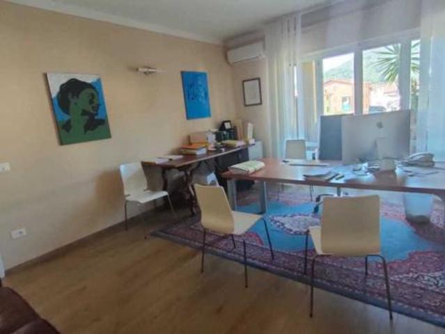Pentalocale in vendita a Buggiano