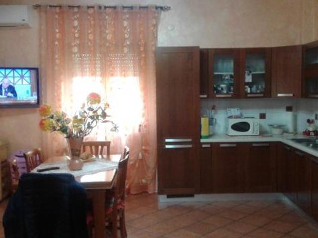 Pentalocale in vendita a Lamezia Terme