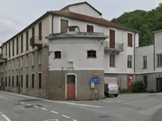 Pentalocale in vendita a Sant'Olcese