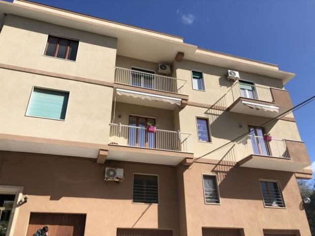 Pentalocale in vendita a Siracusa