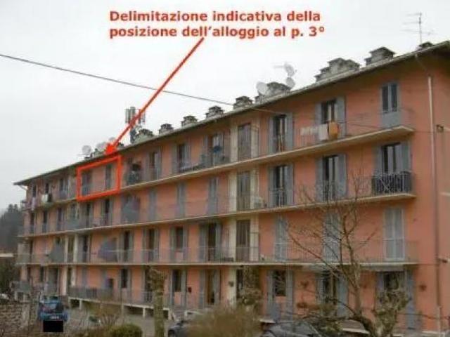 Pentalocale in vendita a Valdilana