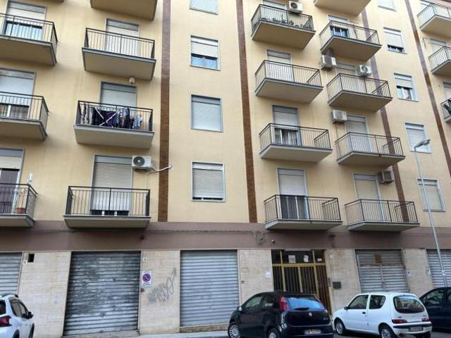Pentalocale in affitto a Caltanissetta