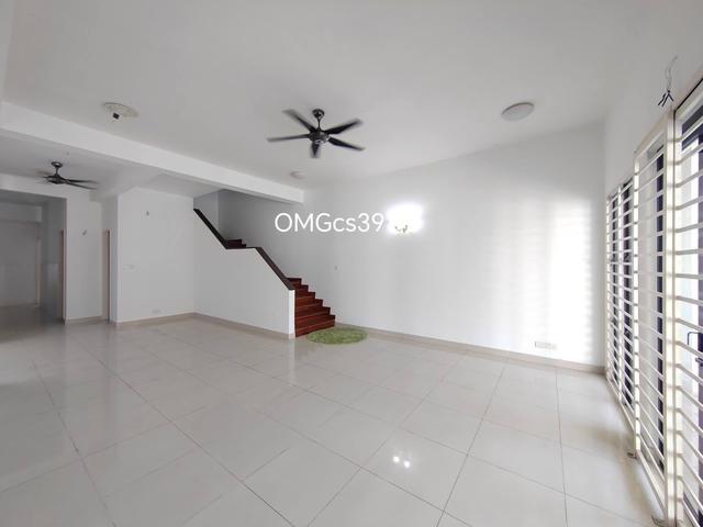 Pentas 2 Alam Impian Double Storey Facing South Good Value Unit