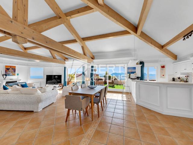 PENTHOUSE/VILLA TOIT 175M² VUE FEERIQUE MER ET ESTEREL DOMAIN