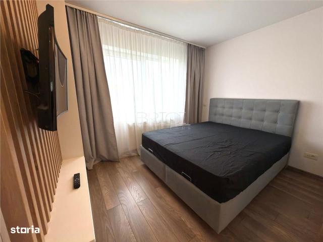 Penthouse 3 camere, 2 bai, cu Parcare si Boxa, zona Coresi