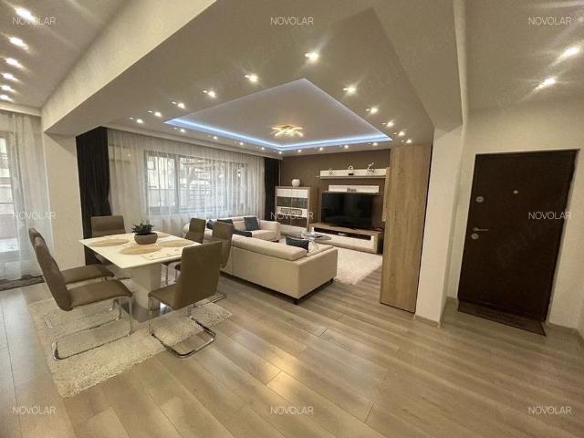 Penthouse 3 camere în zona Bazilescu: Terasă proprie 80 mp și 3 locuri parcare