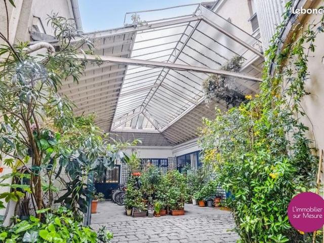 Penthouse 3 pièces 111 m²