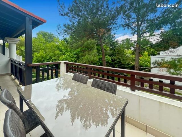 Penthouse 3 pièces 61 m²