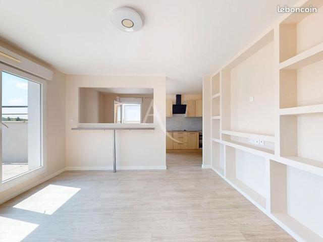 Penthouse 3 pièces 68 m²