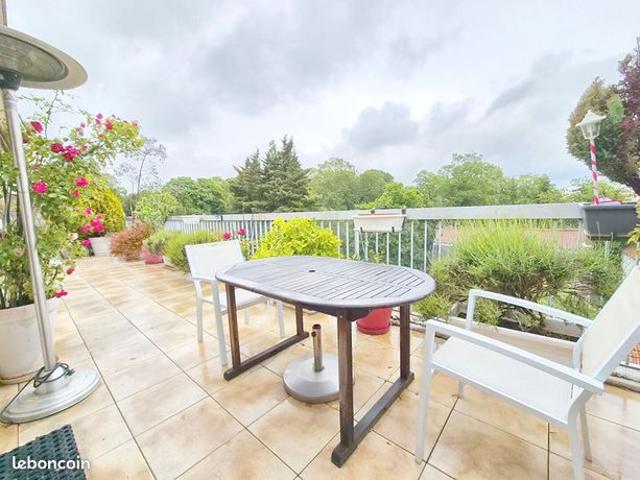 Penthouse 3 pièces 68 m²