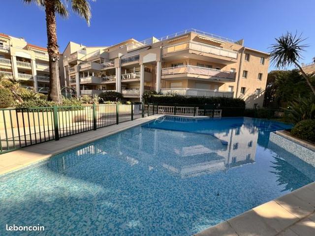 Penthouse 3 pièces 69 m²