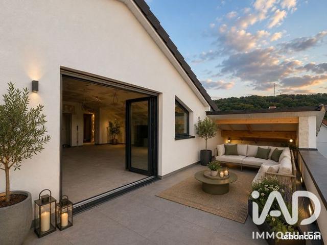 Penthouse 3 pièces 84 m²