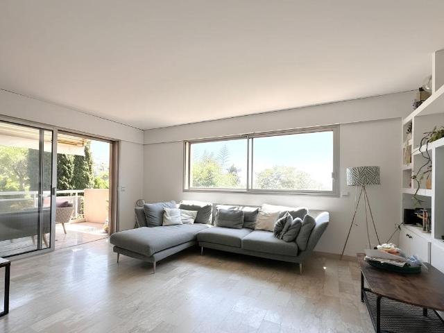 ✨ Penthouse 3P, 74 m², dernier étage avec toit terrasse 150. 74m² Cannes