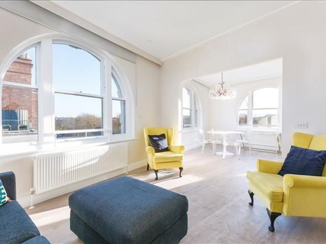 Penthouse, 13 St. Stephen's Green, South City Centre, Dublin 2, D02H6E5