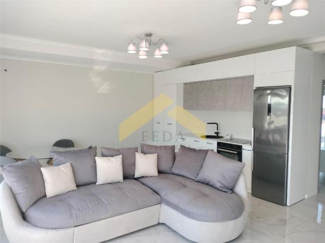 Penthouse 2 camere de inchiriat zona Micalaca