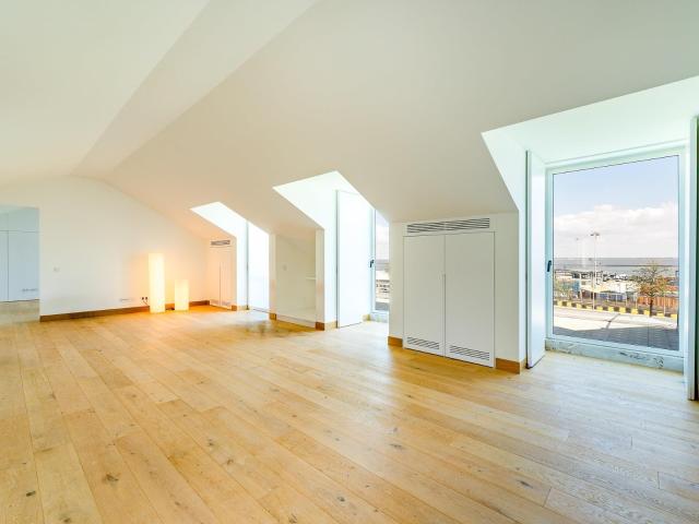 Penthouse 2 quartos, vista rio, Beato, Lisboa 155m² Beato