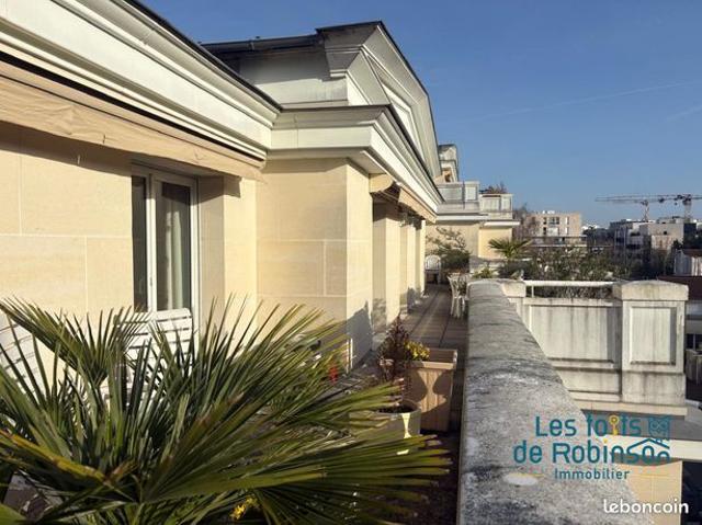 Penthouse 7 pièces 157 m²