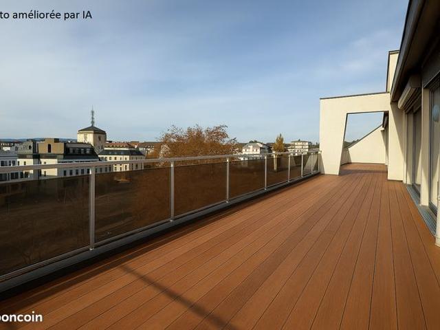Penthouse 7 pièces 198 m²