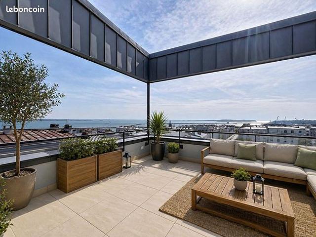 Penthouse 7 pièces 222 m²