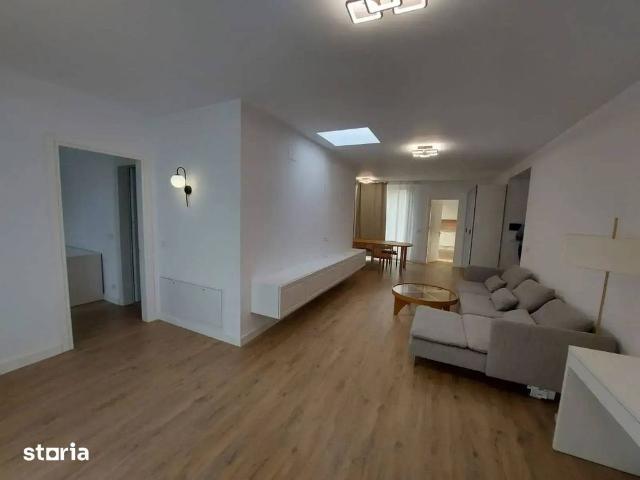 Penthouse 4 camere lux central complet mobilat/Armeneasca Universitate