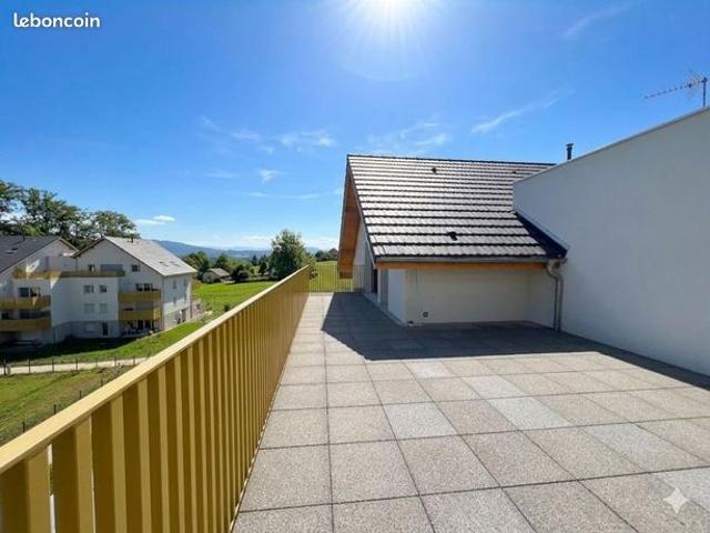 Penthouse 4 pièces 100 m²