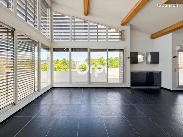 Penthouse 4 pièces 115 m²